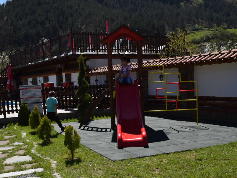 Hotel Rodopski Rai village of Smilyan